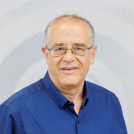 Prof Yosef Ofer
